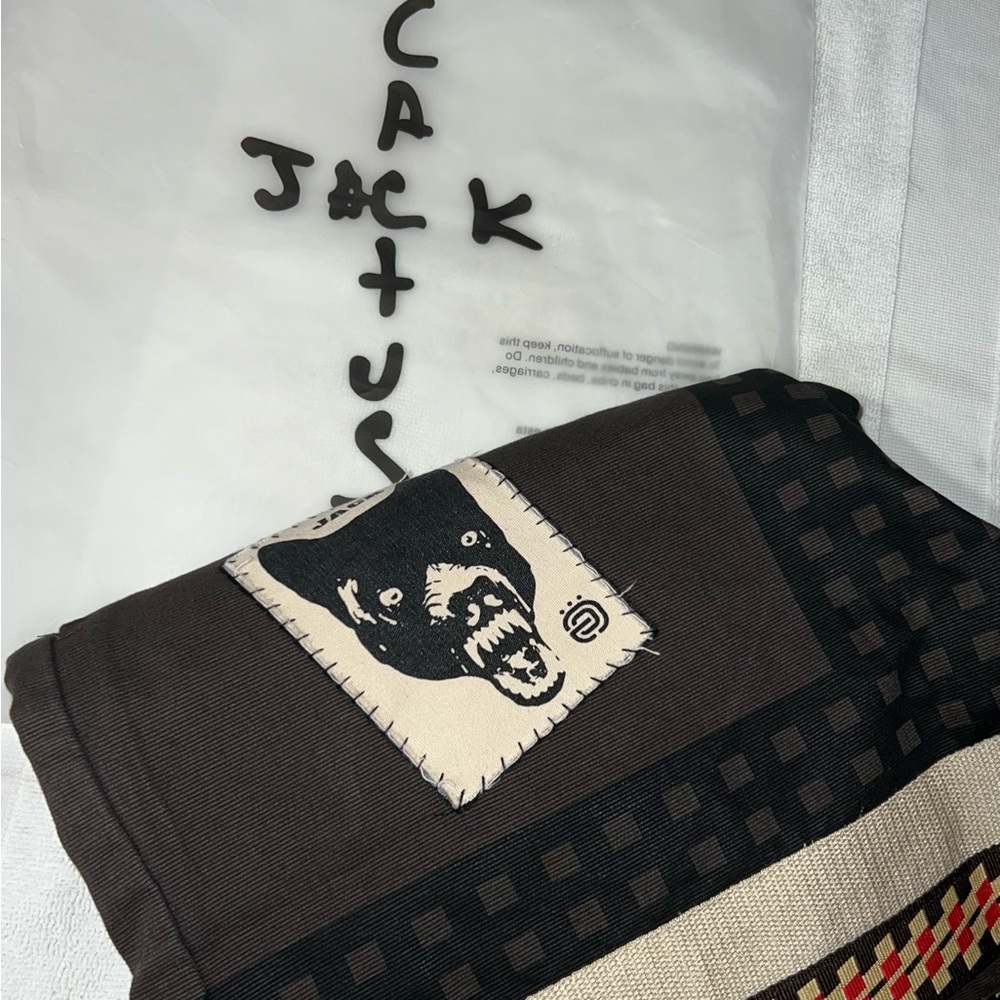 Travis Scott Cactus Jack wolf shorts